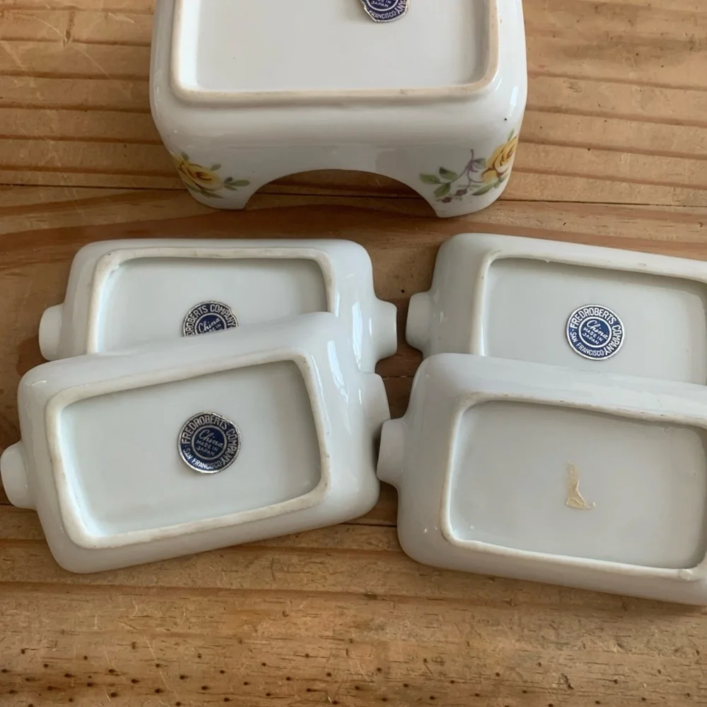 Fred Roberts Nesting Yellow Rose Pattern 4 Ashtray Set Gold Trim Japan VTG 4”